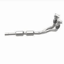 Load image into Gallery viewer, MagnaFlow Direct Fit Catalytic Converter 02-05 Golf 2.8L Underbody
