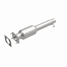 Load image into Gallery viewer, MagnaFlow Direct Fit Catalytic Converter Cadillac 96-99 4.6L