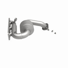 Load image into Gallery viewer, MagnaFlow Direct Fit Catalytic Converter 00-03 Ford Taurus 3.0L