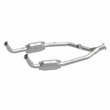 Load image into Gallery viewer, MagnaFlow Direct Fit Catalytic Converter OEM 2003 Land Rover Discovery Underbody