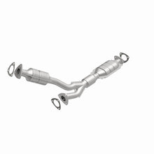 Load image into Gallery viewer, MagnaFlow Direct Fit Catalytic Converter 00-03 Saturn 3L rr CA