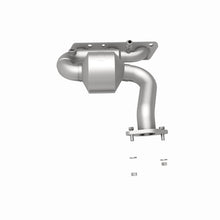 Load image into Gallery viewer, MagnaFlow Direct Fit Catalytic Converter 00-03 Ford Taurus 3.0L