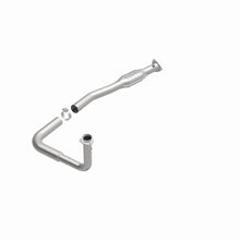 Load image into Gallery viewer, MagnaFlow Direct Fit Catalytic Converter 97-00 GM Van 5.7L Lf