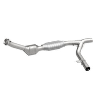 Load image into Gallery viewer, MagnaFlow Direct Fit Catalytic Converter 97-98 Expedition-Navigator