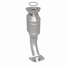 Load image into Gallery viewer, MagnaFlow Direct Fit Catalytic Converter 2000 Chevy Tracker 1.6L