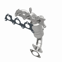 Load image into Gallery viewer, MagnaFlow DF Cat Conv 07-11 Chrysler Sebring 2.7L Rr Manifold/08-10 Dodge Avenger 2.7L Rear Manifold