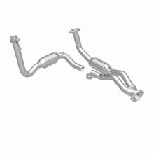 Load image into Gallery viewer, MagnaFlow Direct Fit Catalytic Converter 07-08 Jeep G/C OEM