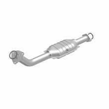Load image into Gallery viewer, MagnaFlow Direct Fit Catalytic Converter 04-06 Toyota Tundra 4.7L Passenger Side Front