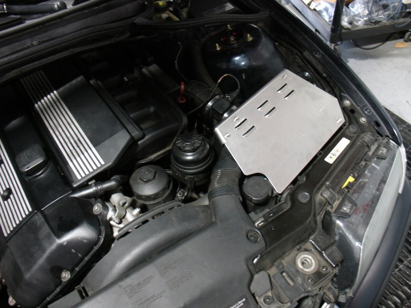 Injen 99-00 BMW 323i E46 2.5L/99-00 328 E46 2.8L/01-05 325 E46 2.5L Wrkl Blk Short Ram Intake w/MR - GTR Auto