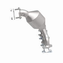 Load image into Gallery viewer, MagnaFlow Direct Fit Catalytic Converter 05-06 Hyundai Santa Fe 2.7L