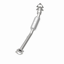 Load image into Gallery viewer, MagnaFlow Direct Fit Catalytic Converter 06-07 Cobalt 2.4L Auto
