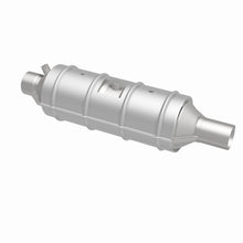 Load image into Gallery viewer, MagnaFlow Ford E-350 Econoline/ 99 -19 F-250/F-350/F-450 SD Direct Fit Catalytic Converter