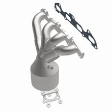 Load image into Gallery viewer, MagnaFlow Direct Fit Catalytic Converter 00-03 Kia Rio 1.5L/1.6L