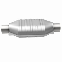 Load image into Gallery viewer, MagnaFlow Universal Catalytic Converter 2.5 W/O2 Boss