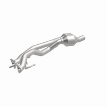 Load image into Gallery viewer, MagnaFlow Direct Fit Catalytic Converter 07 VW Touareg 3.6L Rear
