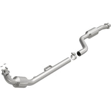 Load image into Gallery viewer, MagnaFlow Direct Fit Catalytic Converter 98-03 Mercedes E320 3.2L