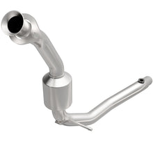 Load image into Gallery viewer, MagnaFlow Direct Fit Catalytic Converter 96-97 Chrysler Concorde 3.5L