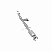 Load image into Gallery viewer, MagnaFlow Direct Fit Catalytic Converter 00 Hyundai Sonata 2.5L