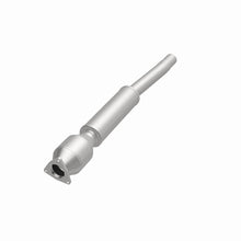 Load image into Gallery viewer, MagnaFlow Direct Fit Catalytic Converter 03-06 VW Phaeton 4.2L PS Rr