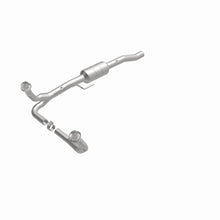 Load image into Gallery viewer, MagnaFlow Direct Fit Catalytic Converter 00 Dodge Durango 5.2/5.9L