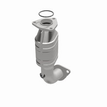 Load image into Gallery viewer, MagnaFlow Direct Fit Catalytic Converter 99-03 Chevy Tracker 2.0L