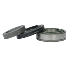 Load image into Gallery viewer, Yukon Gear Dana 20 / 44 Axle Bearing and Seal Kit Replacement - GTR Auto