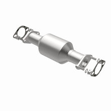 Load image into Gallery viewer, MagnaFlow Direct Fit Catalytic Converter 03-06 Kia Sorento 3.5L rear