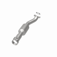 Load image into Gallery viewer, MagnaFlow Direct Fit Catalytic Converter 09-12 Toyota RAV4 2.5 3.5 Underbody