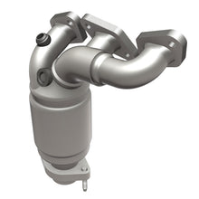 Load image into Gallery viewer, MagnaFlow Direct Fit Catalytic Converter Contour 2.5L Rear Manifold