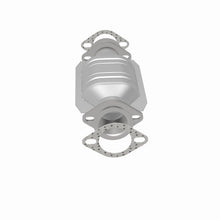 Load image into Gallery viewer, MagnaFlow Direct Fit Catalytic Converter 96-01 Altima 2.4L rear 50S