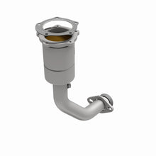 Load image into Gallery viewer, MagnaFlow Direct Fit Catalytic Converter 98-00 Kia Sportage Front