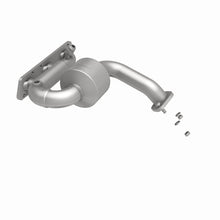 Load image into Gallery viewer, MagnaFlow Direct Fit Catalytic Converter 04-05 Ford Taurus 3.0L
