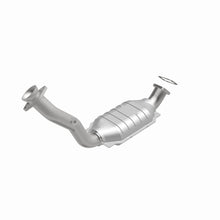 Load image into Gallery viewer, MagnaFlow Direct Fit Catalytic Converter 97-01 Explorer-Mountaineer
