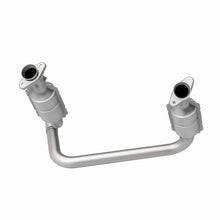 Load image into Gallery viewer, MagnaFlow Direct Fit Catalytic Converter 04 Dodge Durango 3.7L/4.7L