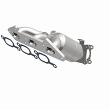 Load image into Gallery viewer, MagnaFlow Direct Fit Catalytic Converter 02 Volvo S80 2.9L