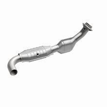 Load image into Gallery viewer, MagnaFlow Direct Fit Catalytic Converter 00-01 Ford F-150 4.6L 2wd