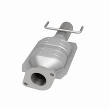 Load image into Gallery viewer, MagnaFlow Direct Fit Catalytic Converter 95-02 Lincoln Continental