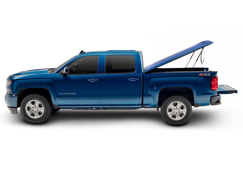 UnderCover 17-18 GMC Sierra 1500 (19 Limited) 5.8ft Lux Bed Cover - Gasoline
