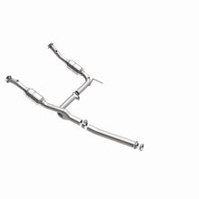 Load image into Gallery viewer, MagnaFlow DF Cat. Conv3/04-05 Ford Explorer 4.0L / 3/04-05 Mercury Mountaineer Y-Pipe Assembly