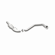 Load image into Gallery viewer, MagnaFlow Direct Fit Catalytic Converter 03-07 GM 2500/3500 D/S OEM