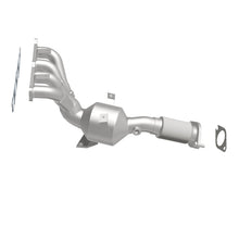Load image into Gallery viewer, MagnaFlow Direct Fit Catalytic Converter 2011 Ford Fiesta 1.6L 4