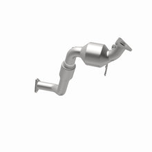 Load image into Gallery viewer, MagnaFlow Direct Fit Catalytic Converter 07 VW Touareg 3.6L Rear close