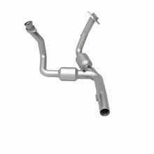 Load image into Gallery viewer, MagnaFlow Direct Fit Catalytic Converter 99-01 G Cherokee 4.7 fr OEM