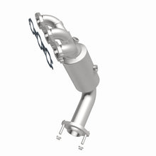 Load image into Gallery viewer, MagnaFlow Direct Fit Catalytic Converter 07-10 Chrysler Sebring 3.5L