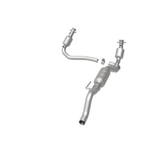 Load image into Gallery viewer, MagnaFlow Direct Fit Catalytic Converter 00-03 Durango 4WD 5.9L