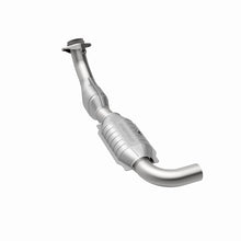 Load image into Gallery viewer, MagnaFlow Direct Fit Catalytic Converter 00-01 Ford F-150 4.6L 2wd