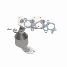 Load image into Gallery viewer, MagnaFlow Direct Fit Catalytic Converter 11-15 Sienna 3.5 Manifold