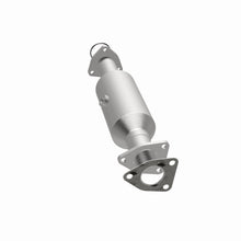 Load image into Gallery viewer, MagnaFlow Direct Fit Catalytic Converter OEM 2001-2002 Acura MDX/2003-2004 Honda Pilot Underbody