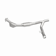 Load image into Gallery viewer, MagnaFlow Direct Fit Catalytic Converter 99 F-150 5.4L V8 P/S 2WD