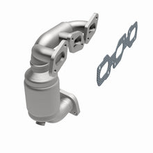 Load image into Gallery viewer, MagnaFlow Direct Fit Catalytic Converter Contour 95-00 2.5L Front MF
